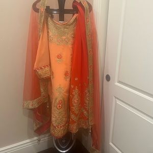 Indian suit size 42